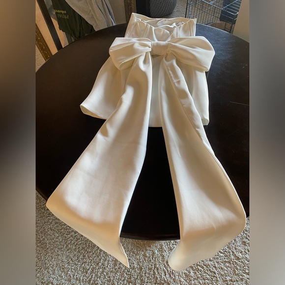 Meshki Meredith - Picture 9 of 9